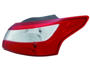 Feu Arrière Droit extérieur pour Ford FOCUS Berline (4 Portes) 2011-2014