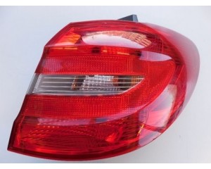 Feu arrière Droit [Extérieur] Mercedes classe B W246 2011-08/2014