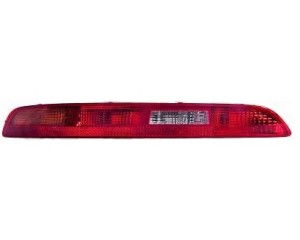 feu arriere inférieur gauche (dans le pare chocs) AUDI Q3 2011-2014