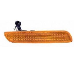 Feu position pare-chocs avant droit (orange) Volvo S40 / V40 2001-2003 - GO7613376