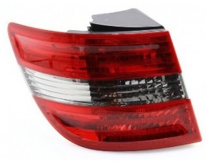 Feu arriere gauche extérieur (SPORT - AVANTGARDE) Mercedes classe B 2005-2011