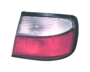 Feu arriere gauche rouge-blanc Nissan PRIMERA P11 1996-1999
